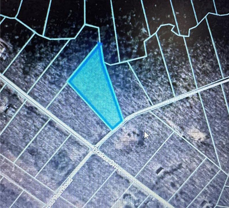 1st image of 626 Cross Run Rd