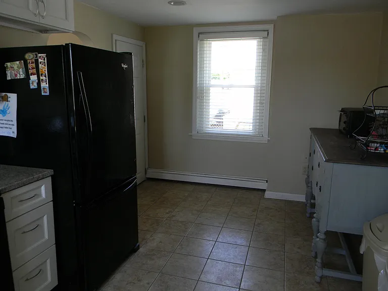 276 Summit Ave — Photo 6