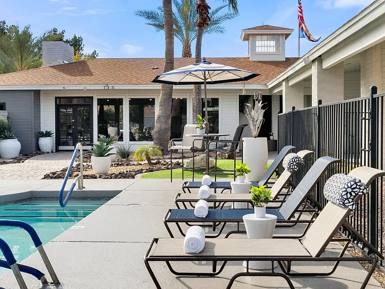 Soak in the Arizona sunshine on our expansive sundeck with cozy sun loungers around the pool.