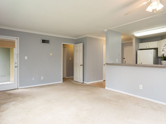 5th image of 7555 Charmant Dr #1105