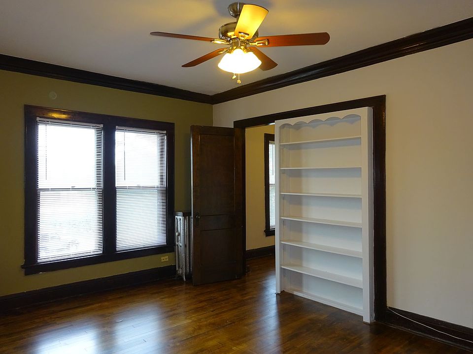 1st image of 14 Oak Grove St APT 204