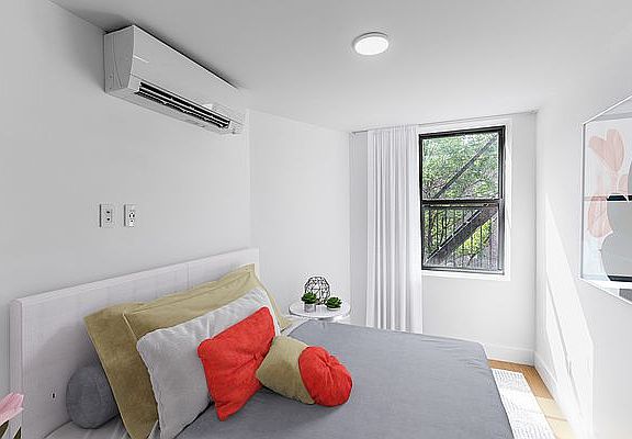 4th image of 176 1st Ave Penthouse 5