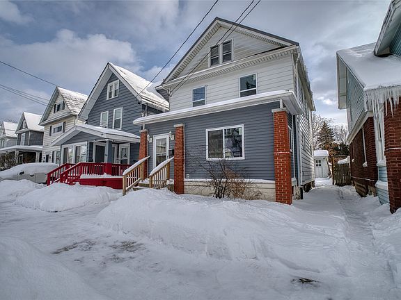 2nd image of 1411 Lynn St
