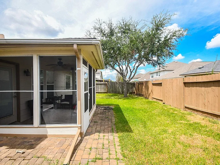 18302 Mable Pond Ln — Photo 31