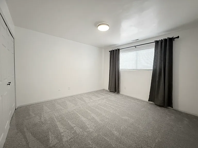 5025 N Carefree Cir #4 — Photo 4