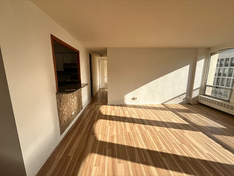 1401 E 55th St #916N — Photo 4