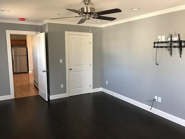 15 Wilson St #2 — Photo 4