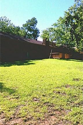 4th image of 1905 Briarcreek Ln