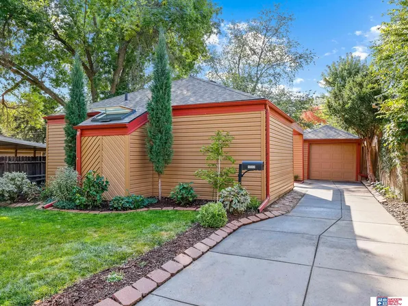 1717 Otoe St, Lincoln, NE 68502