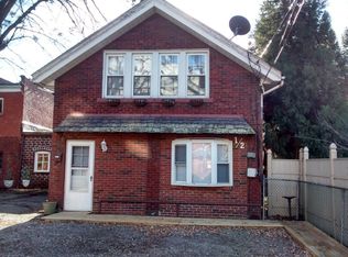 1629 1/2 Quarrier St, Charleston, WV 25311