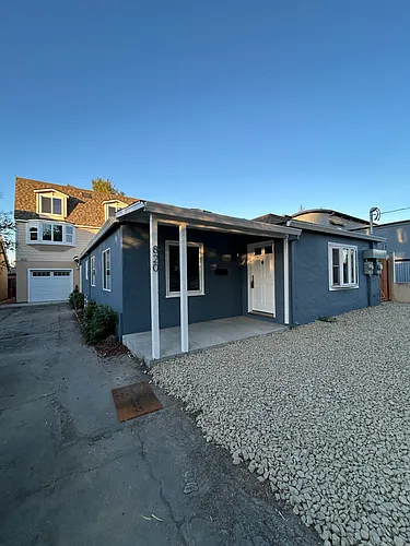 820 Jackson St Photo 1