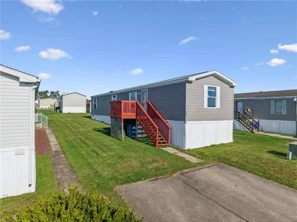 424 Jean Dr, Mount Pleasant, PA 15666