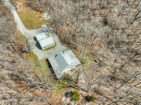 3rd image of 779 Buford Rd