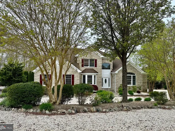 1084 Ridge Ave, Manahawkin, NJ 08050