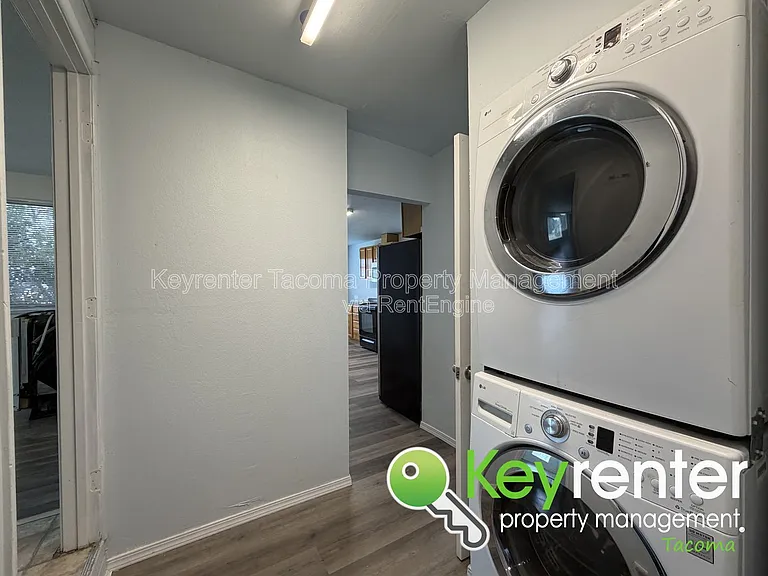 1021 S Orchard St — Photo 9