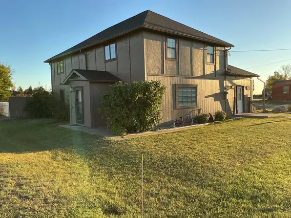 505 7th St E, Gildford, MT 59525