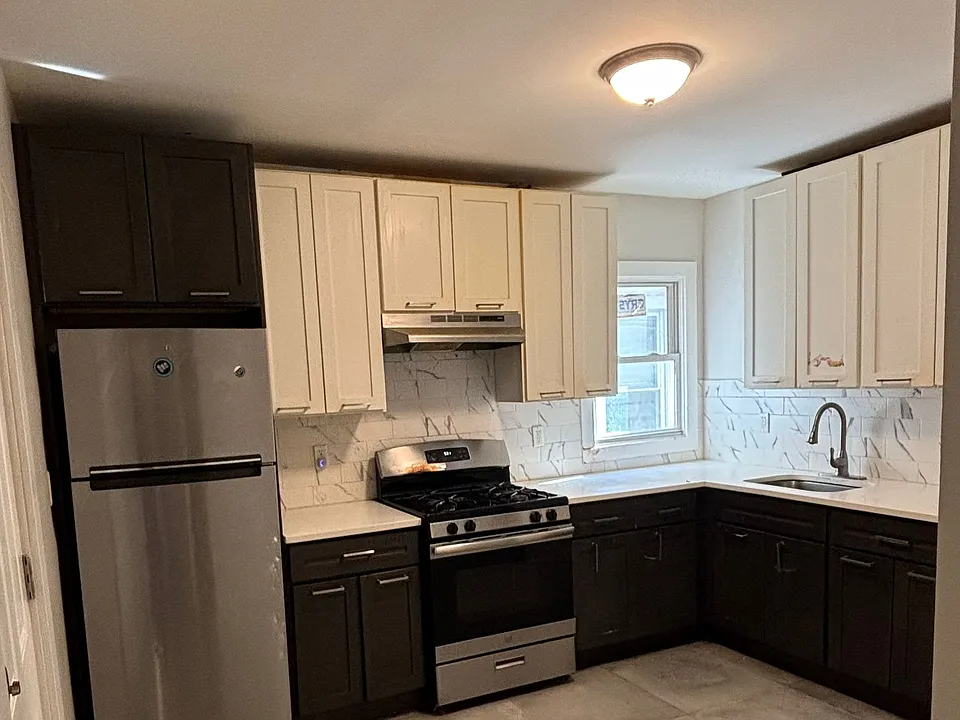 44 Clifford St #6C