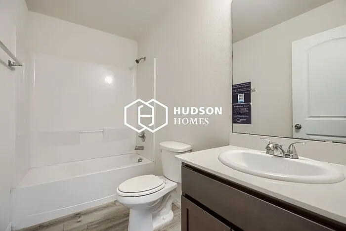 1120 W Owings St — Photo 9