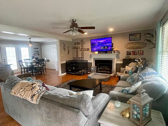 5th image of 101 Fieldcrest Place