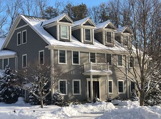 36 Standish Cir, Wellesley, MA 02481