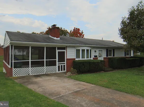 3335 Trinity Rd, Harrisburg, PA 17109