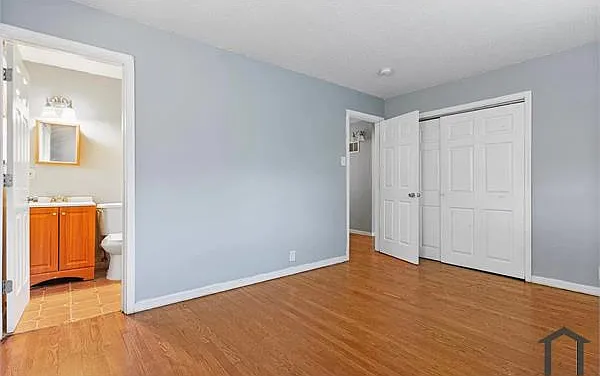 10241 Viscount Dr — Photo 8