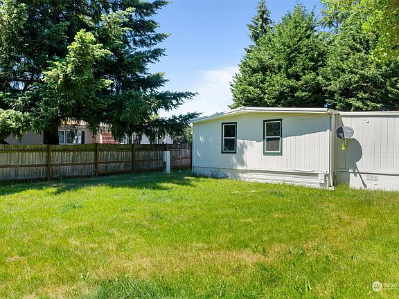 4th image of 805 Garfield Avenue E
