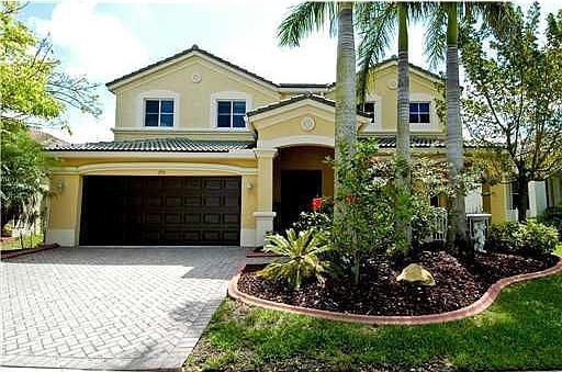 1st image of 770 Lavender Cir