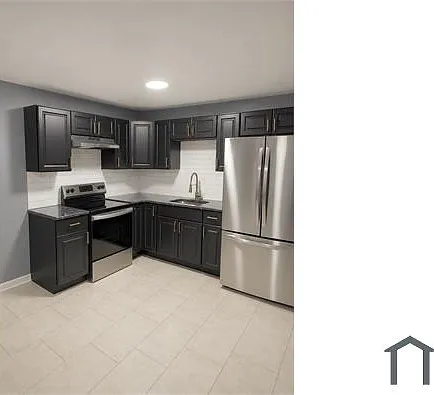 126 W 20th St #1