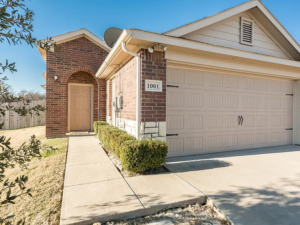 1001 Newcastle Dr