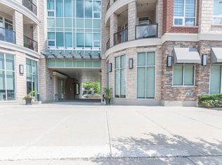 216 Oak Park Blvd #315, Oakville, ON L6H 0K3