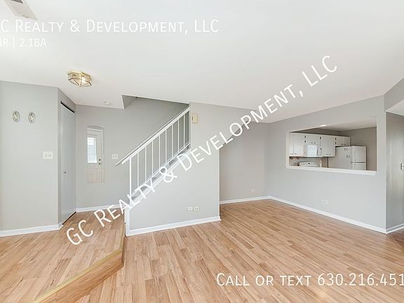 3rd image of 2689 Stanton Ct S