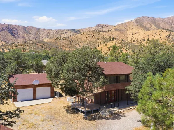 3300 Cook Peak Rd, Lake Isabella, CA 93240