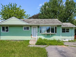 166 Skyline Dr, West Haven, CT 06516