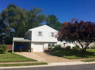 31 Sun Valley Rd, Hamilton, NJ 08690