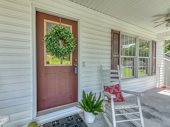 2nd image of 303 Spring House Ct