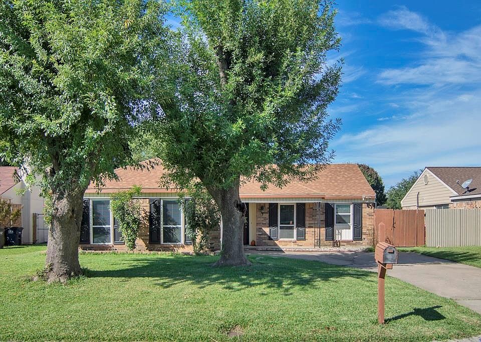 1st image of 7213 Shadow Bend Dr