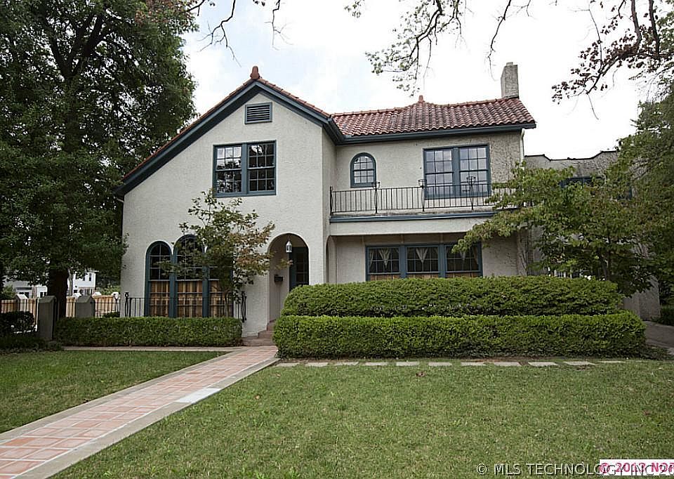 2nd image of 2502 Woodward Blvd