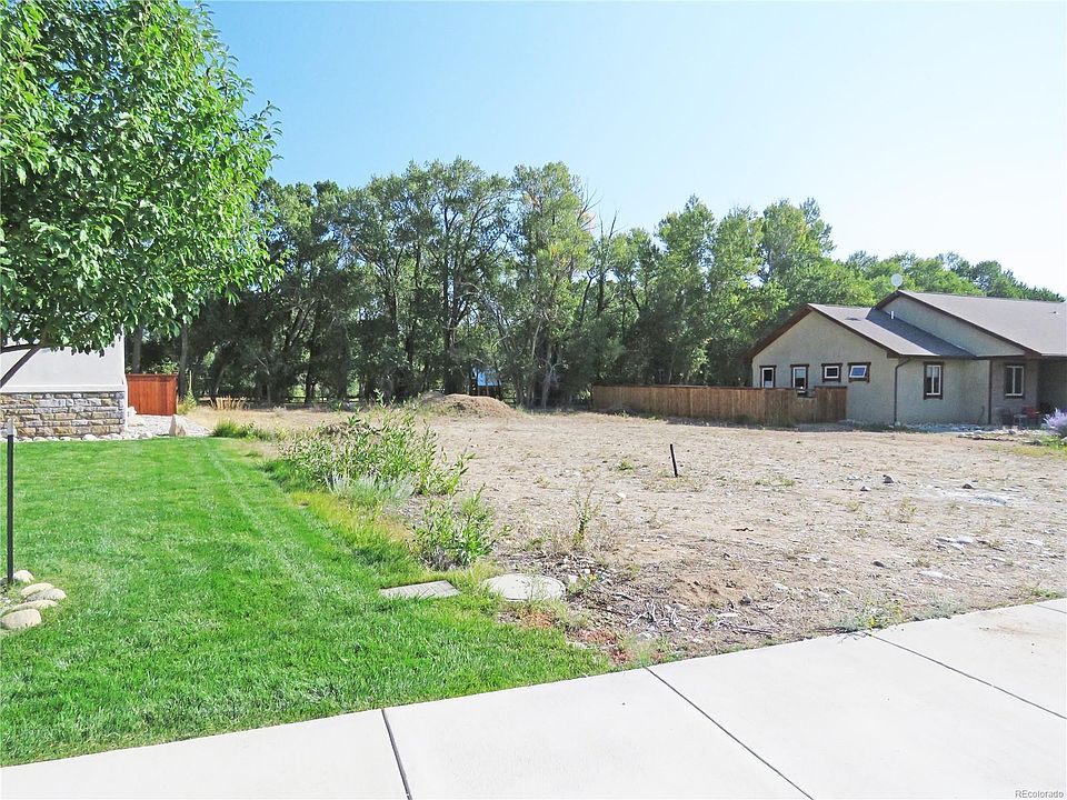 1st image of 126 Meadow Ln