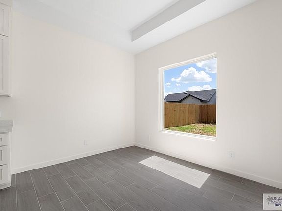 5th image of 119 Orchid Dr