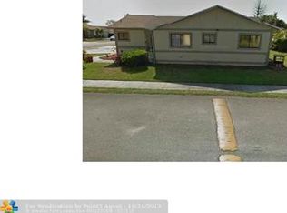 9651 W Daffodil Ln, Miramar, FL 33025