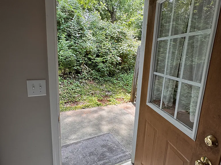 Coleman Ct — Photo 3