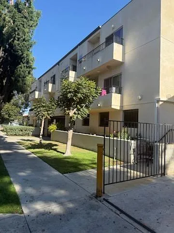 14349 Friar St #208 — Photo 12
