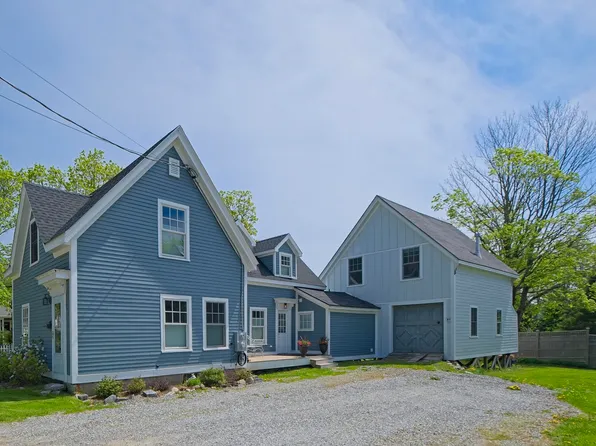 16 Cross Street, Camden, ME 04843