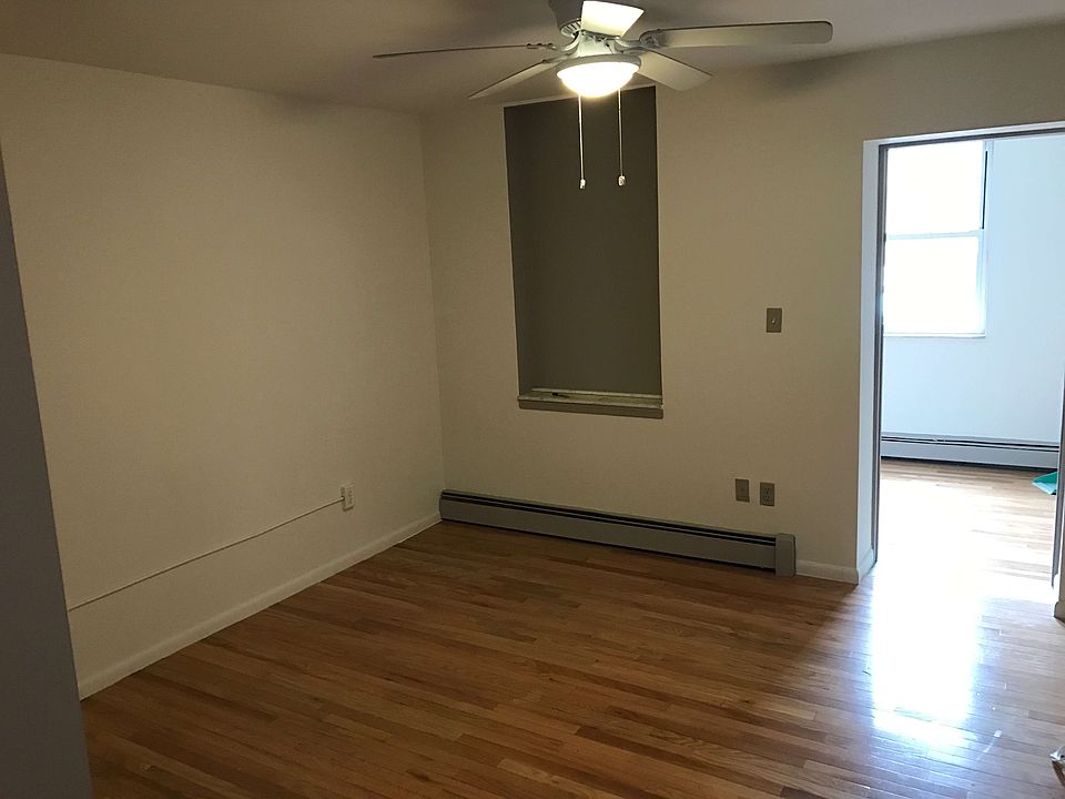 1st image of 4012 23rd Ave APT 1F