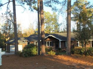 304 Canteberry Dr, Spring Lake, NC 28390