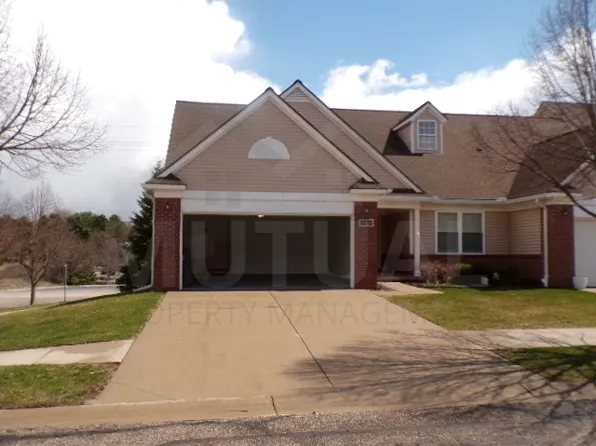 6575 Cortland Ave, Brighton, MI 48114