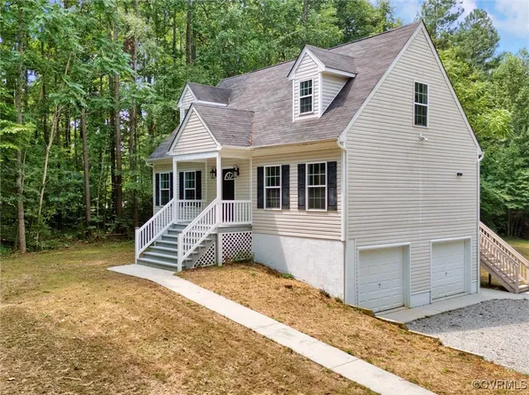 2389 Old Tavern Rd, Powhatan, VA 23139