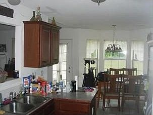 3rd image of 2300 SW 15th St