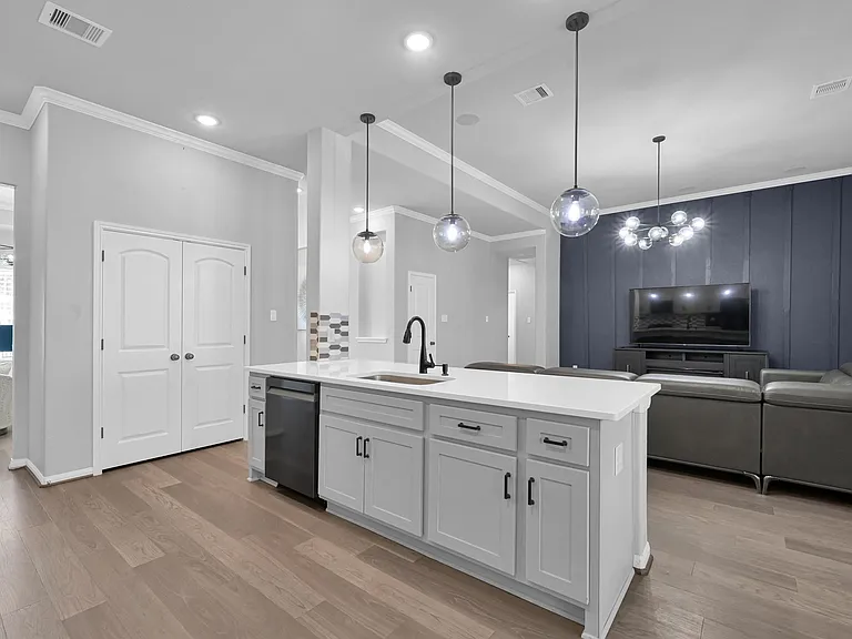 18207 Samie Nell Ct — Photo 16